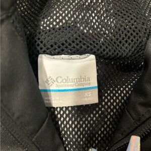 Columbia Youth Small (6/7)